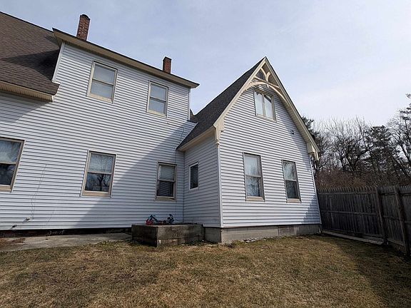 4th image of 48 Grove Street
