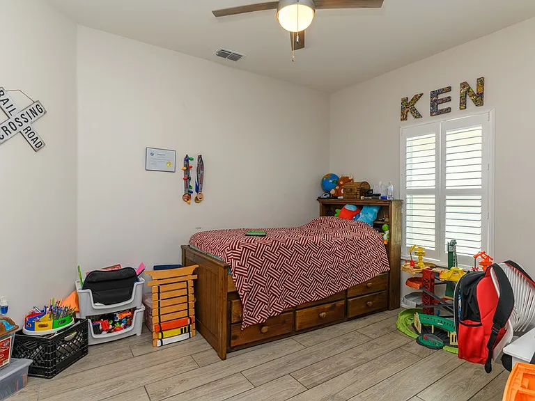 5 S Bay Hill Dr — Photo 8