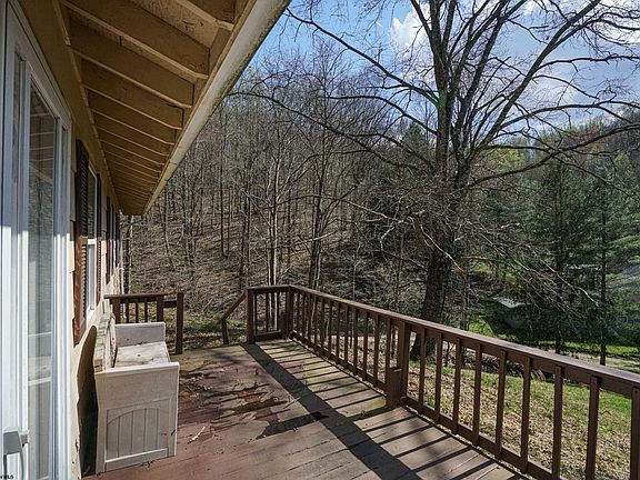 2nd image of 89 Hunter Hill Dr