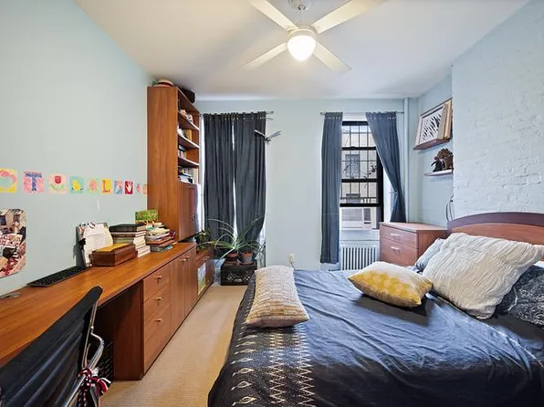 405 West 48th Street image 7 of 10