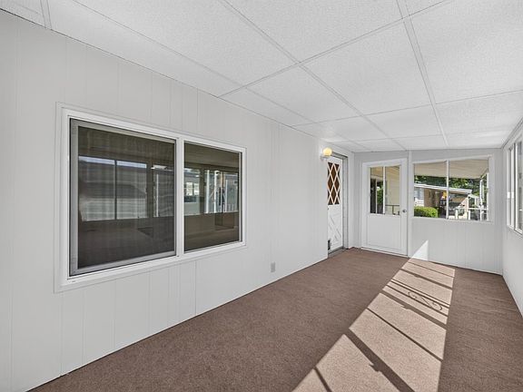 5th image of 12 Quail Hollow Dr #12