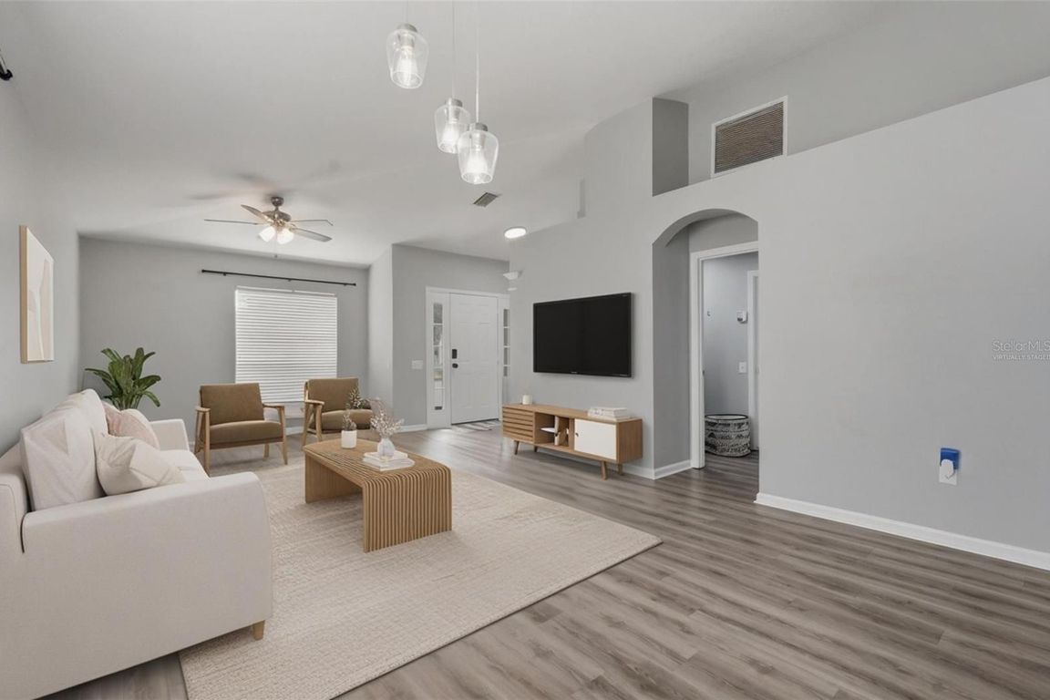 next background image