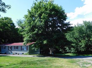 22 Garage Place Rd, Ghent, NY 12075