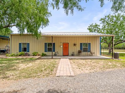 109 frances, Three Rivers, TX, 78071
