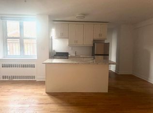 (Undisclosed Address), Great Neck, NY 11021