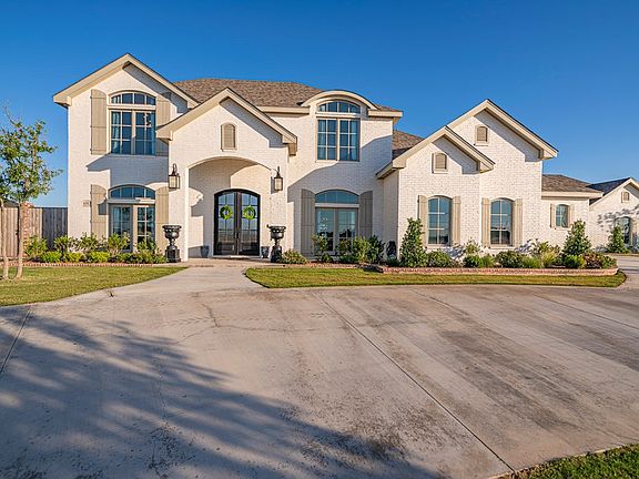 5th image of 6513 Montero Ln