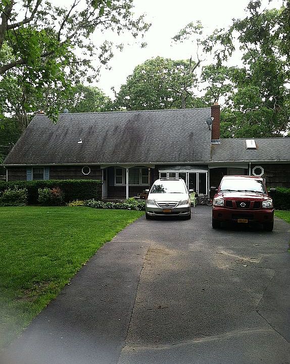 1st image of 8 Cohrs Ct