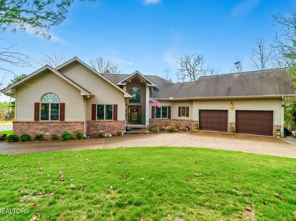 211 Tahlequah Dr, Loudon, TN 37774