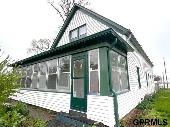 2217 Fowler Ave, Omaha, NE 68110