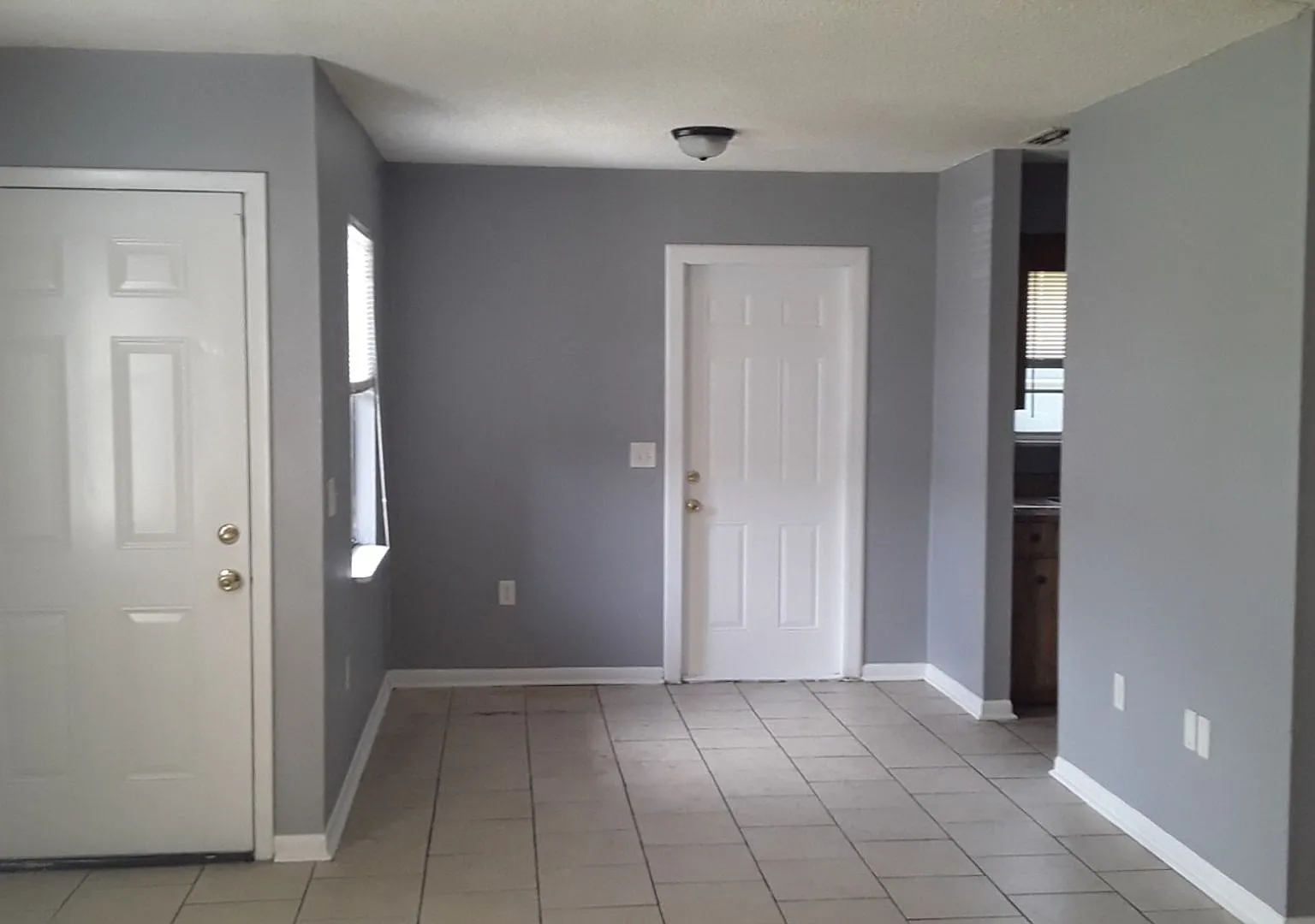 Three Bedroom Two Bath in the Combee Settlement area — Photo 2