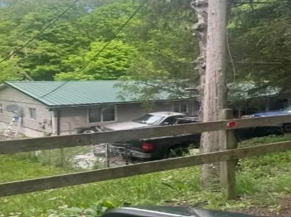 194 Beulah Rd, Morgantown, WV 26508