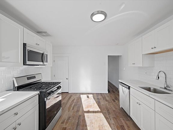 5th image of 4100 Howley St #4100