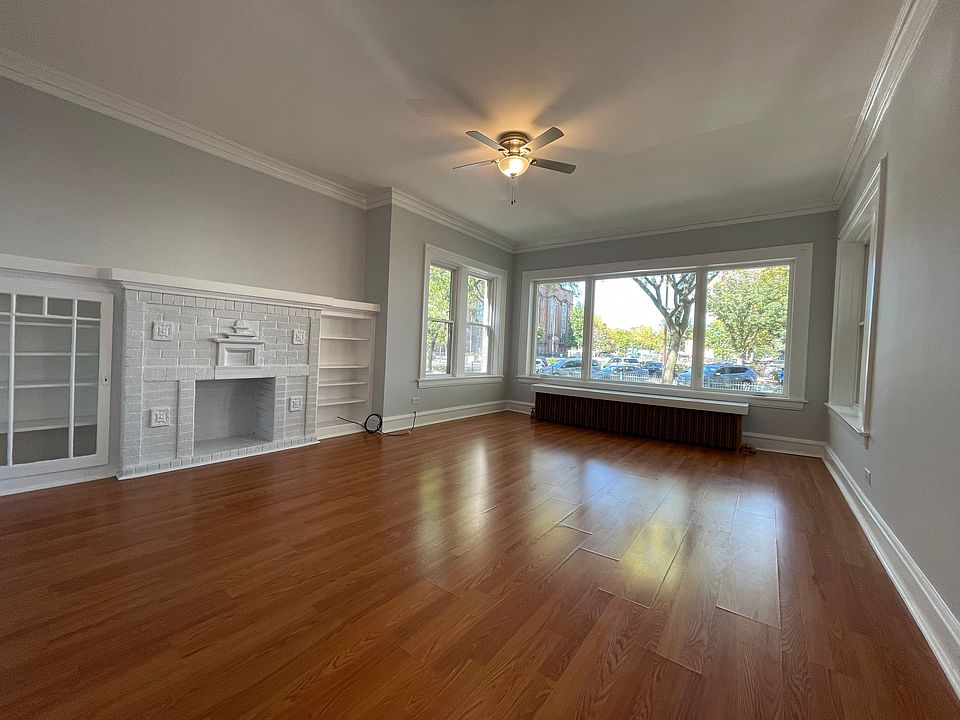 1st image of 2651 W Winona St #1