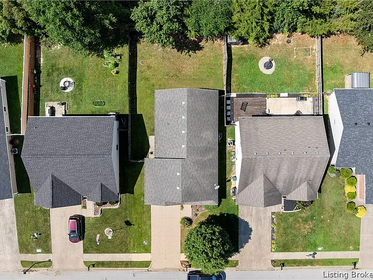 7836 Joseph Dr — Photo 31