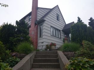 1702 44th Ave SW, Seattle, WA 98116