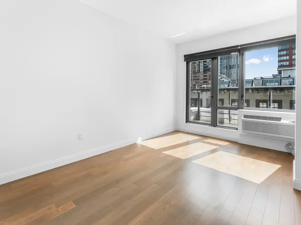 148 1st Street image 118 of 204