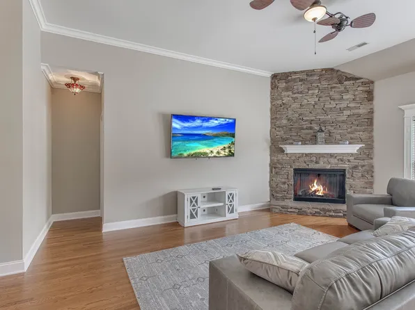 3630 Geneva Dr, Murfreesboro, TN 37128