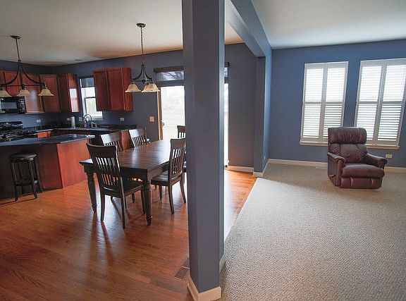 4th image of 16711 W Merc Ln
