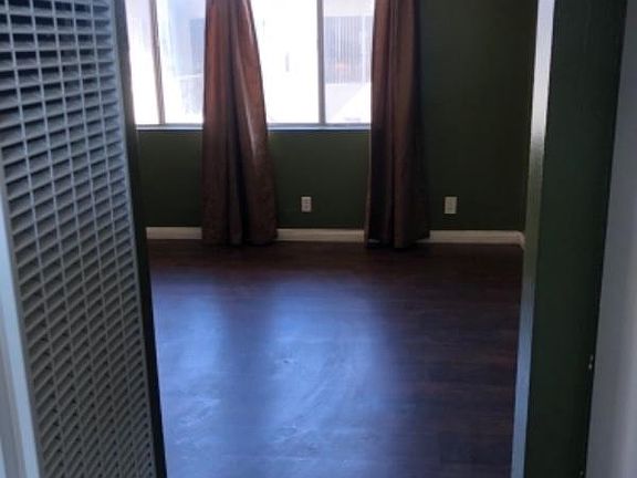 3rd image of 11820 Hart St APT 10