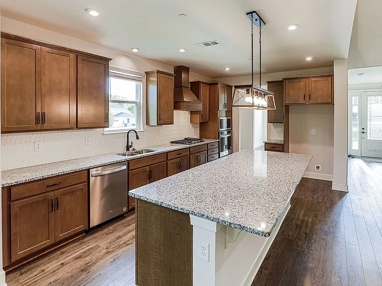 5032 Ozment Dr — Photo 24