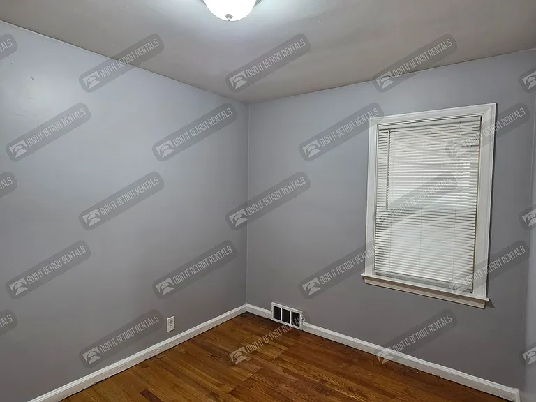 16647 Rossini Dr — Photo 7