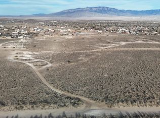 37 8th St NE, Rio Rancho, NM 87124