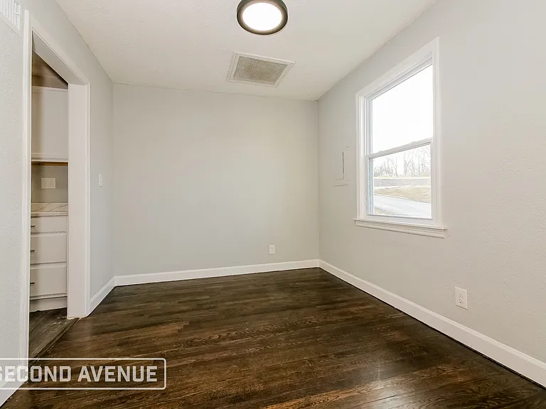 3547 Jackson Ave — Photo 10