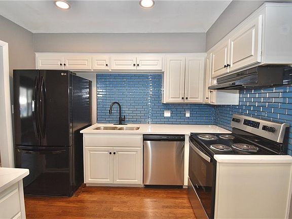 5th image of 9624 Grandview Dr