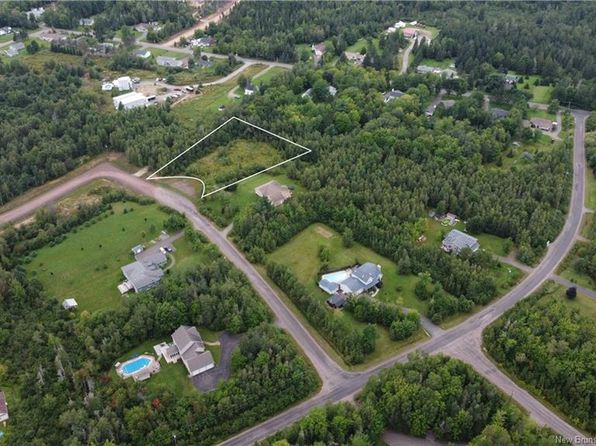 21 Wichita Dr, Moncton, NB E1G 0K5