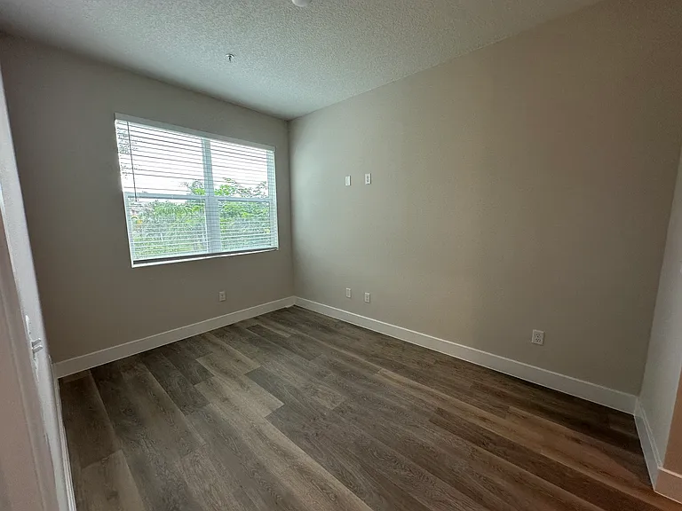 4424 S Texas Ave #1-103 — Photo 22