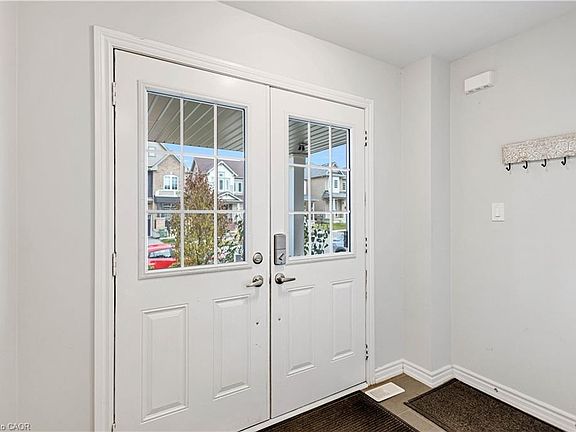 5th image of 39 McCargow Dr