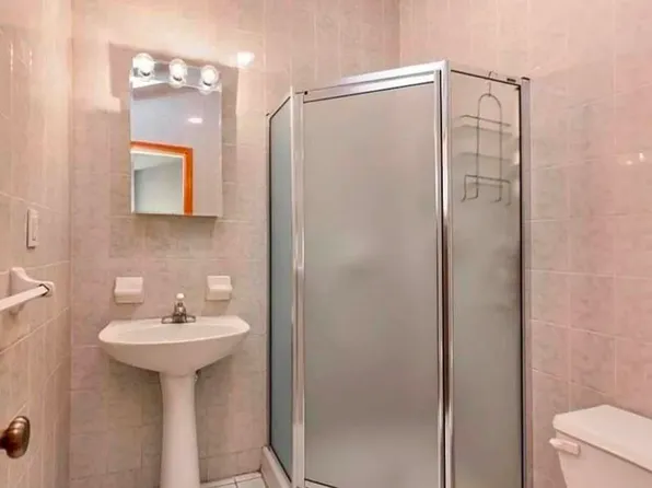 4817 Bedford Avenue image 14 of 17