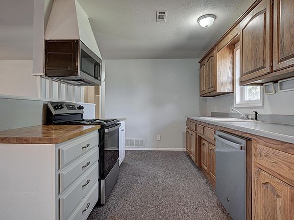 3rd image of 13174 Owens Ln #2