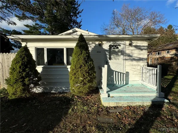 404 E Pleasant Ave, Angola, NY 14006