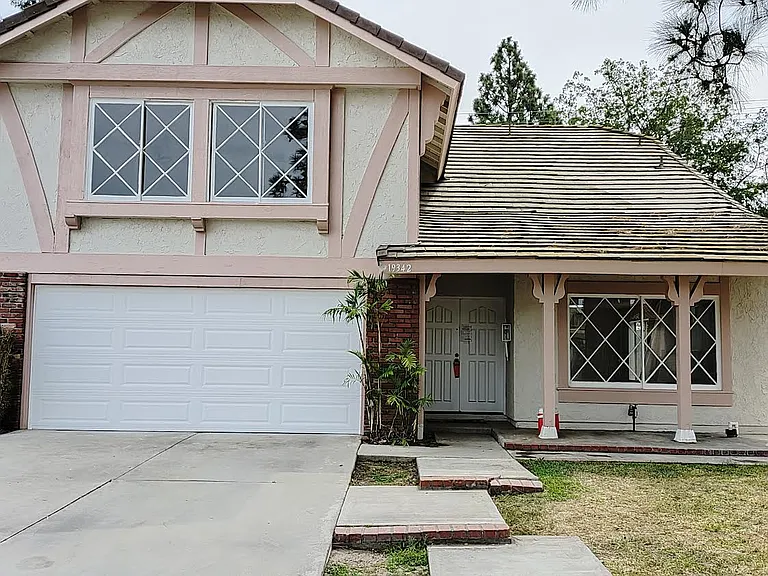 19342 Chamblee Ave — Photo 1