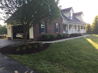 18201 Pratt Rd, Armada, MI 48005