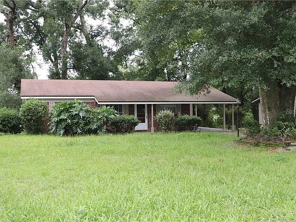 2nd image of 241 W Gardenia Dr