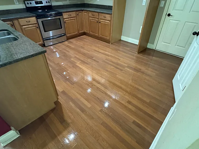 210 Treetop Dr NE — Photo 8