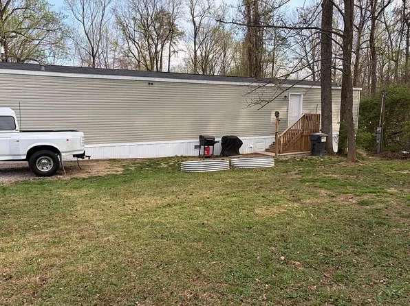 109 Big Pine Dr, Evansville, IN 47712