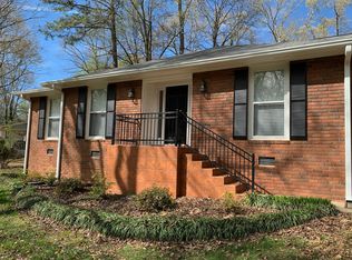 1020 Lois Ln, Athens, GA 30606
