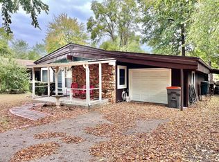 307 E 6th St, Grove, OK 74344