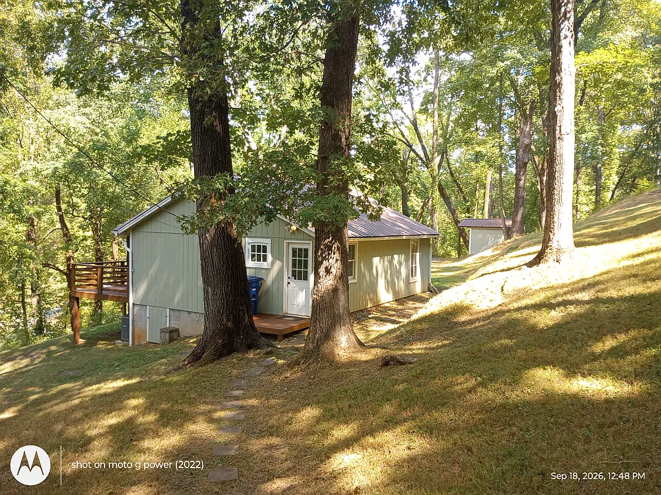 55 Ridgeway Ter