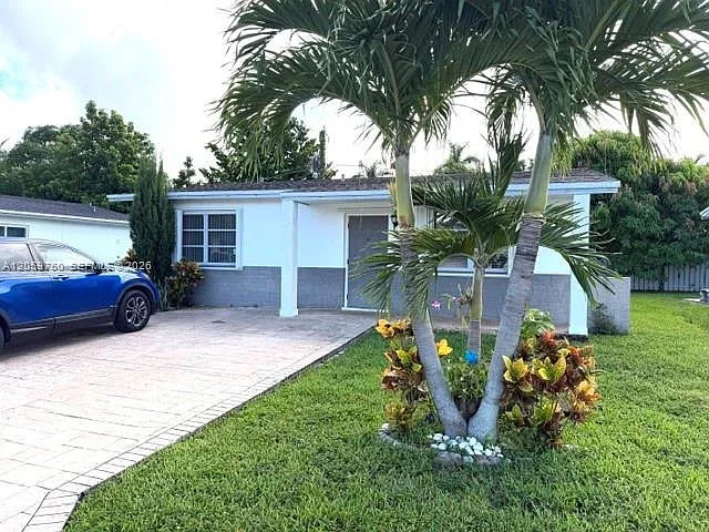 2560 NW 81st Ter