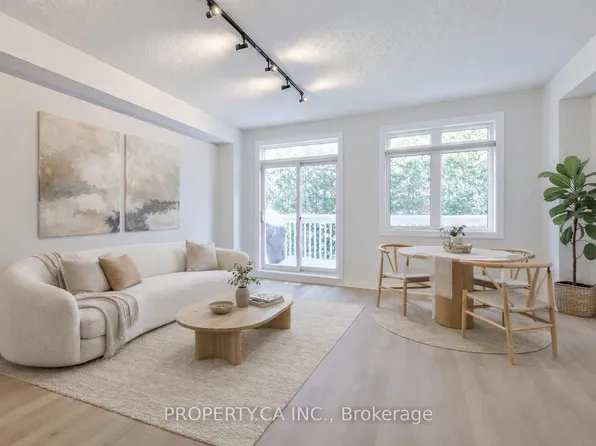 1051 On Bogart Cir #46, Newmarket, ON L3Y 8T4