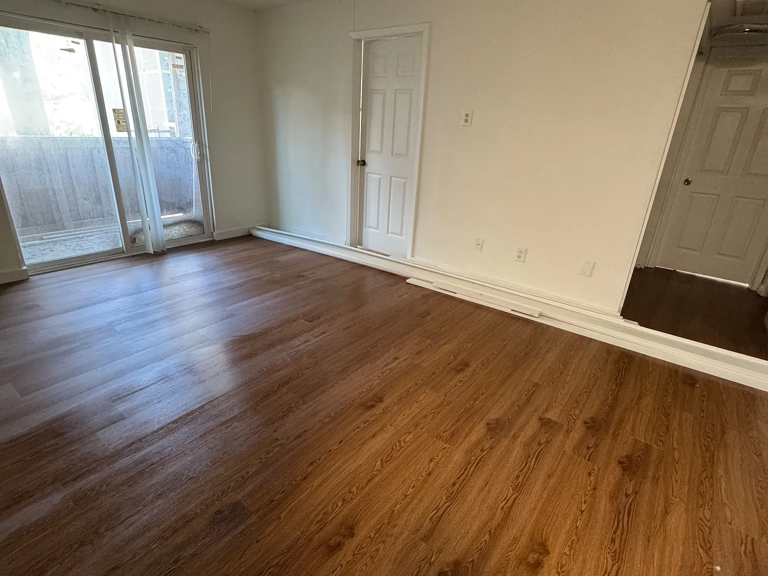 1 bed, 723 sqft, $1,000 — Photo 4
