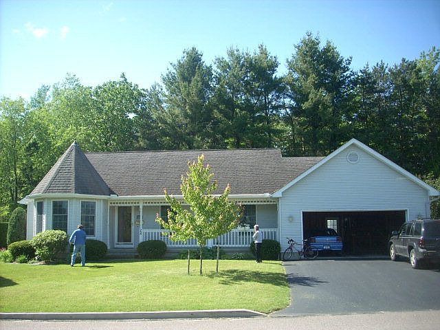 1st image of 28 Hillsdale Ter