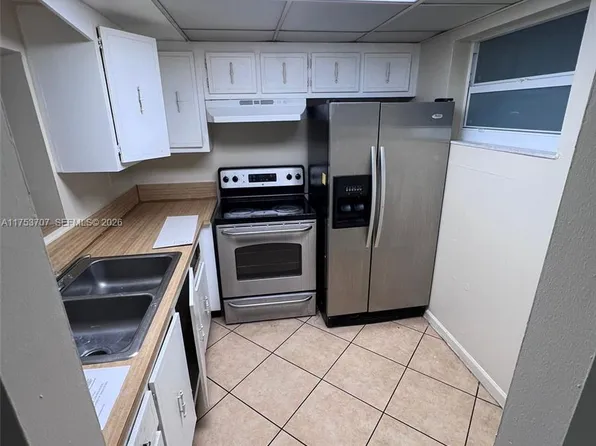 3710 NW 21st St APT 411, Fort Lauderdale, FL 33311