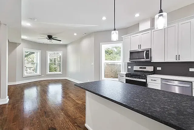 6520 S Minerva Ave #3 — Photo 2