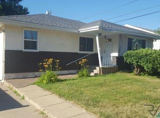 1806 W 10th St, Sioux Falls, SD 57104