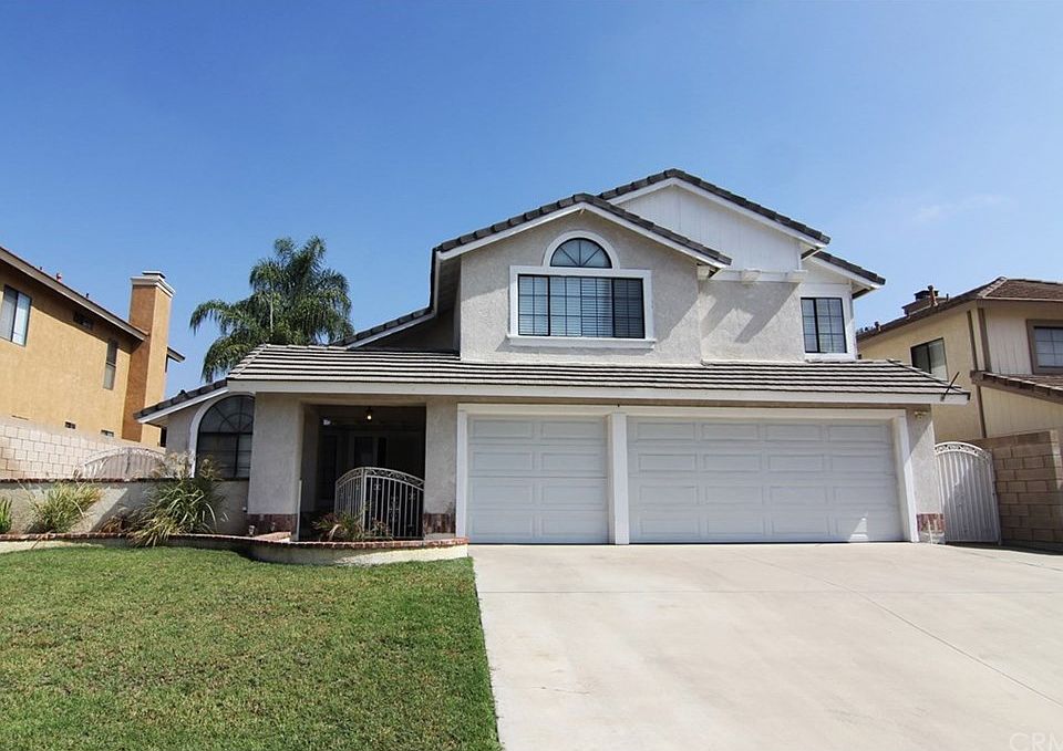 1st image of 15070 Heather Ln